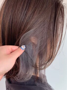 リンダバイネオリーブ 白楽店(Linda by neolive) デザインカラーの外ハネでトレンドこなれミディ・イメチェン