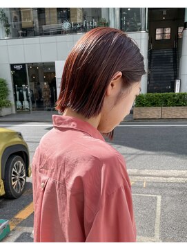 グリード ヘアー(GREED hair) チェリーレッドカラーと耳かけボブ