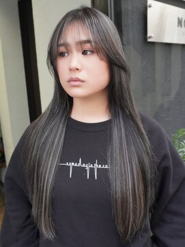 ノラ ウメダ(NORA UMEDA) 【NORA UMEDA 高木】ストレートヘア&ダークグレージュハイライト