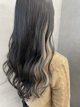 ファイブバイジエクト 堀江(FIVE by The Ect) インナーカラー　イヤリングカラー　インナーベージュ