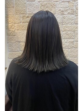 ヴァン カウンシル 川口店(VAN COUNCIL) 切りっぱなしボブ×インナーカラー