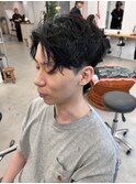 黒髪 ウェーブ ニュアンスパーマ センターパート