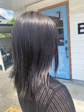 ブリック(Brick) こっくりオリーブカラー