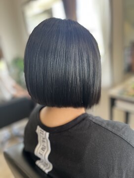 コア フィール ア デイ(COIFFURE A DAY) 【前下がりショート】お得クーポン有り