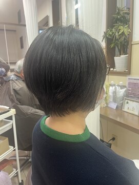 コアフィールフィス(COIFFURE fils) 《見附 今町》大人 黒髪 ショートボブ