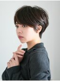 切りっぱなしショート・ボブ/絶壁解消/前髪なし/20代/30代/丸顔