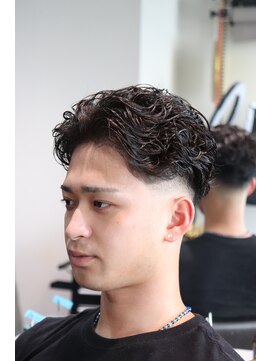 スキル(SKILL) 【SKILL】メンズカット/パーマ/ブリーチ/眉毛/フェザーショート