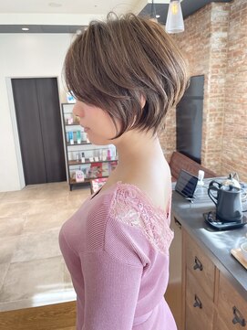 バンプ ギンザ(BUMP GINZA) 30代40代50代大人ショート髪型丸顔前髪あり似合わせ【安野】