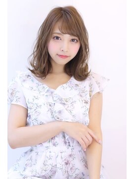 オーロ 塚口店(ORO) 外ハネミディアム暗めカラー