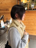 ラロ(raro)&nbsp;暗髪耳にかけやすいミニボブ