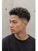 ラディックス(LADiX)&nbsp;マレットヘアスペインカールフェザーパーマツイスト