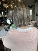 リバレッジ 広尾(Leverage)&nbsp;外国人風コントラストハイライト切りっぱなしボブ【広尾】濱口