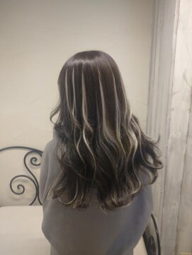 ニーナ ビューティーサロン(NINA Beauty Salon) #プルエクステ#ハイライト