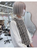 ロンド レア 天神大名店(Lond Le’a)&nbsp;ダブルカラー/インナーカラー/イヤリングカラー/ペールベージュ