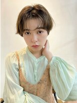 シーカ ニカイ(siika NIKAI)&nbsp;ふんわりショートスタイル　抜け感前髪