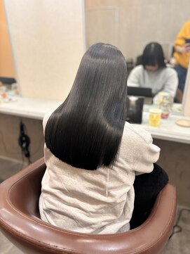 アンダーバーホワイト 広島 本通店(_WHITE) 美髪矯正×ナチュラルカラー