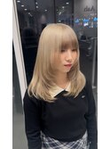 ミルクティーハイトーンカラー×レイヤーカット