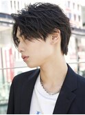 メンズセンターパートニュアンス毛流れカルマパーマ