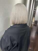 デイジー(Daisy) 天神/大名/ハイトーン/ホワイト/ブロンド/ホワイトブロンド