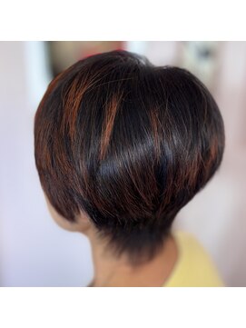 エニシ(ENISHI) 草木染めショートグラデーション・スタイル