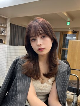 レイヤーカットでつくるくびれヘア/くびれ巻き