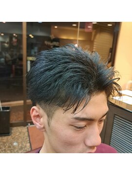 スパイキーフェザー