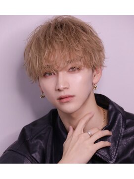 アストラ(ASTRA) MEN’S HAIR/波巻きツイストスパイラル/リバースセンターパート