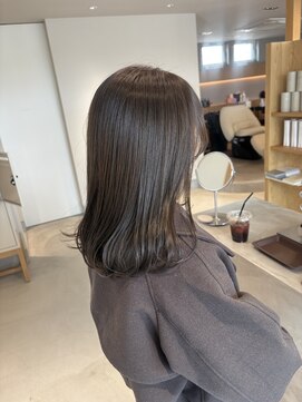 ツキヒ(/tukihi) オリーブグレージュ