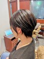 ムーア(MUA) ロングヘアからばっさりショート