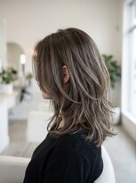 アミリー ひたち野うしく店(Amily)&nbsp;ハイライトバレイヤージュダブルカラーケアブリーチ20代30代
