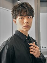 テン 心斎橋(tenn.)&nbsp;心斎橋シャドウパーマメンズマッシュウルフカット波巻きパーマ