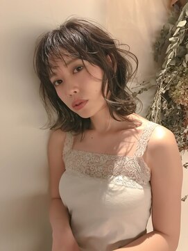 ロティー(loty) レイヤーボブ×グレージュ