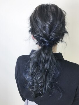 ヘアーサロン リベット(hair salon Libett) 【☆】インナーカラーヘアアレンジ・ヘアセット　黒髪ネビージュ