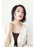 パツンと切りっぱなし大人ボブ