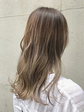 リット 立川(rit.) 透け感グラデーション☆フォギーベージュ♪［立川/立川南］