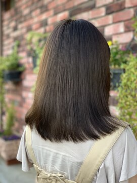 ヘアーグリーングラスイトウ(HAIR Green Grass ITO) カーキ艶カラー