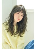 暗めカラーでも透明感 大人レイヤーロング