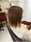 毛先のブリーチ毛を活かしたグラデーションカラー