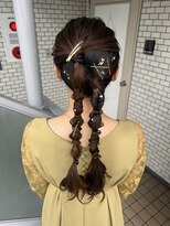 ツインポニー　金箔　お呼ばれヘア　編みポニー　ヘアセット