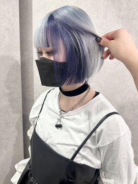 ロウル 渋谷(LOWRL) ホワイトブルー×ネイビーブルー