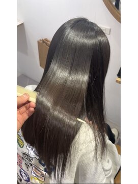 ゴカン(Gokan) 艶髪ストレート／shiho