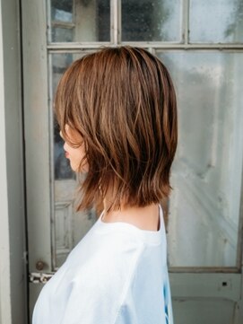 シンシ(Cinci) 外ハネミディ