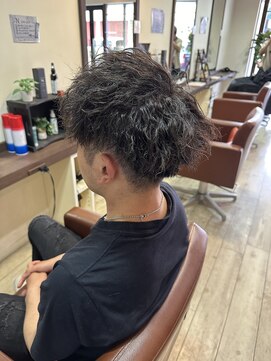 レガ(le ga) 【縦落ち無造作】ツイストパーマ