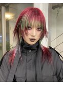 レッド×グリーンのデザインウルフ