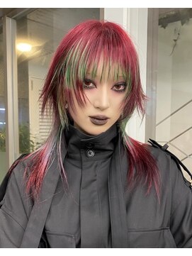レコ 渋谷(LECO) レッド×グリーンのデザインウルフ