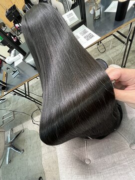 ラヴィエ(RAVIE) 【半田・髪質改善】縮毛矯正/トリートメント/マンツーマン