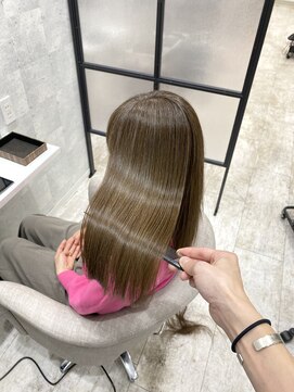 イーズ バイ インス(Yeeee.s by INCE) 白髪ぼかし/脱白髪染め/脱白髪染めハイライト/透明感