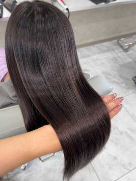 キング(K!ng) 縮毛矯正髪質改善ハイライトレイヤーカット楠葉美容室エクステ