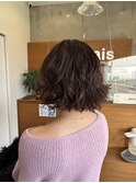 キャラメルベージュのボブスタイル