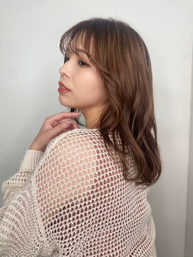 モッズヘア 越谷(mod's hair) センターパートハイライト小顔くびレイヤーp1越谷20代30代40代